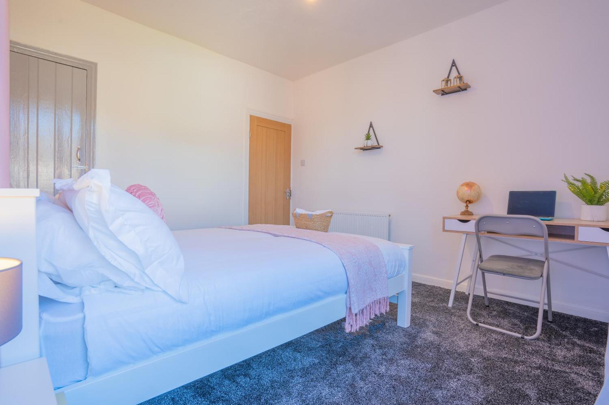 נוטינגהאם Stayzed E - Ng7 Free Wifi, Parking, Stylish House Near City Centre - Great For Tourists, Families, Contractors & Long Stays מראה חיצוני תמונה